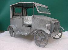 FOLK ART TIN LIZZIE'S  - FAMILY CHARIOT