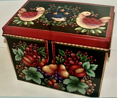 BIRDS & BERRIES CHRISTMAS BOX  ROSEMARY WEST, CDA  PATTERN PACKET